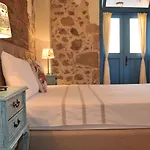 Alterna Koey Evi Sokakagzi