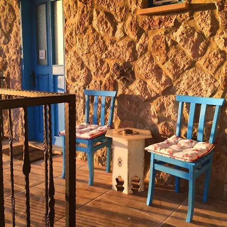 Alterna Koey Evi Country house