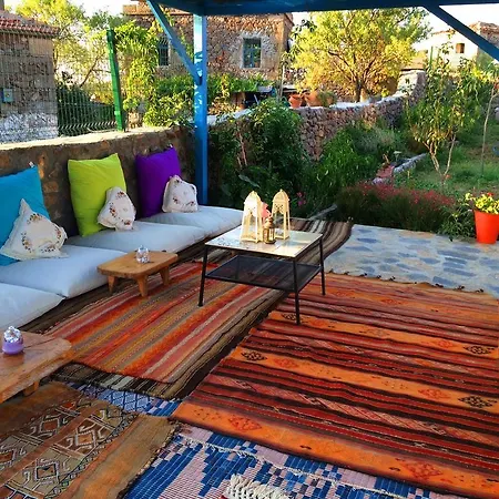 Εξοχικό σπίτι Alterna Koey Evi Sokakagzi