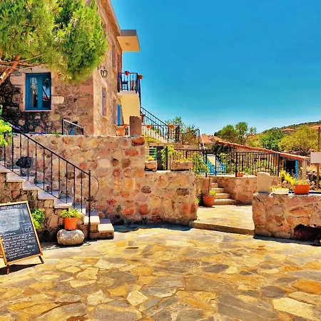 Country house Alterna Koey Evi